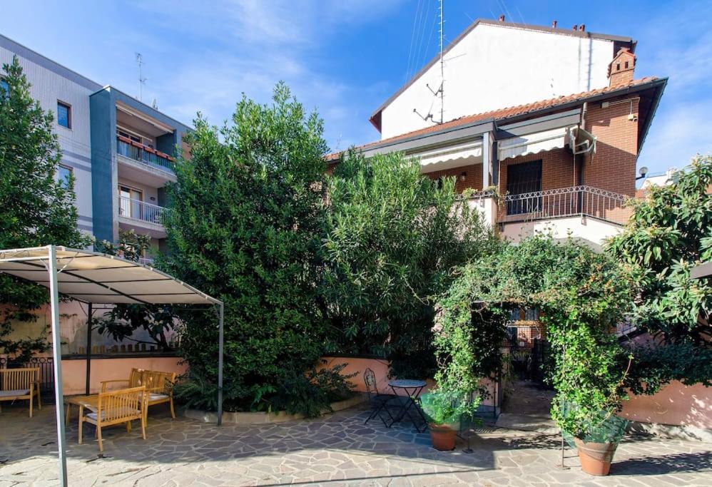 Un Insospettabile Angolo Verde In Citta Daire Milano Dış mekan fotoğraf