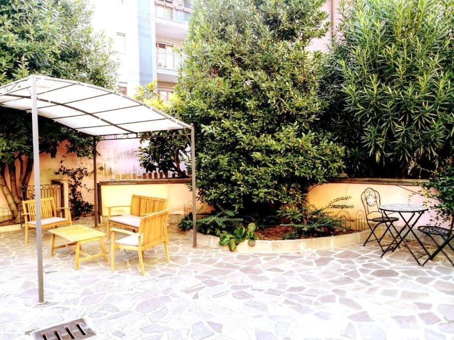 Un Insospettabile Angolo Verde In Citta Daire Milano Dış mekan fotoğraf